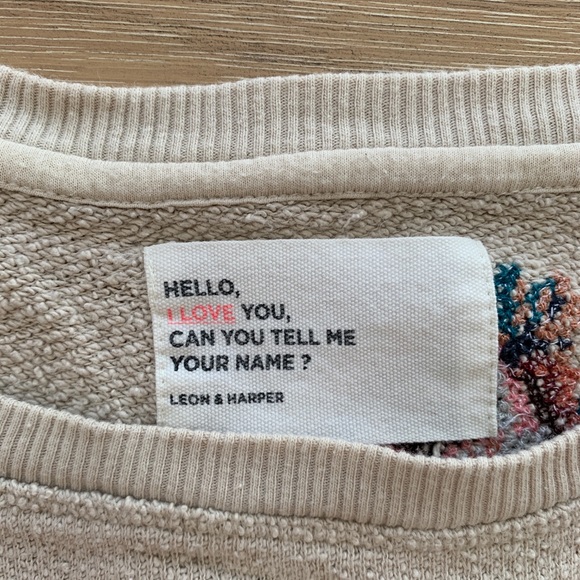 Sweater M with floral embroidery - Picture 2 of 8